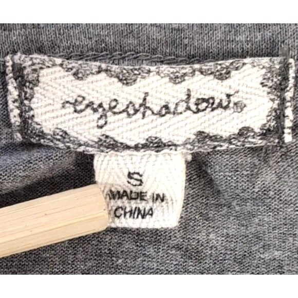 Eyeshadow Brand Women's SMALL Ivory Lace Crochet Top, Gray Long Sleeve Tee Boho - Picture 3 of 14